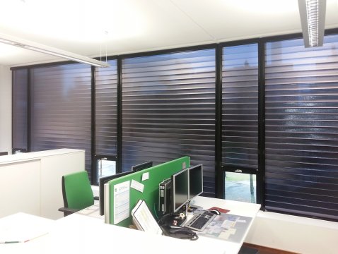 Profiles of the roller blind in same colour like the colour of the window frame